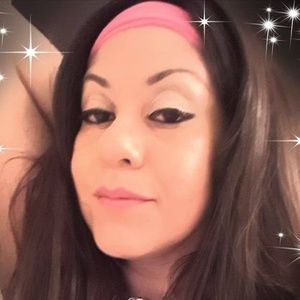 Meet your Posher, Karina